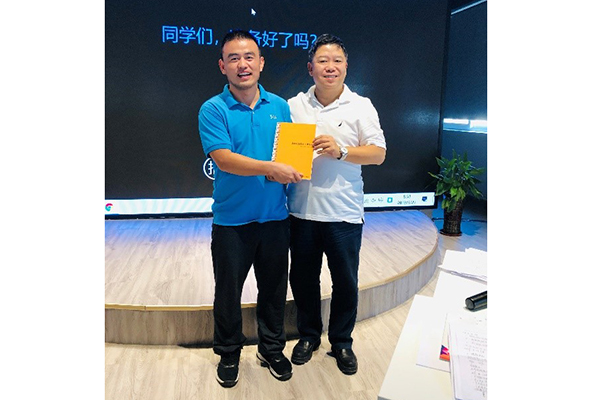 图3 刘运良老师斩获第一名的优异成绩.jpg